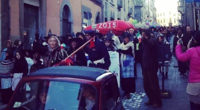 Calza della Befana più lunga del mondo, oggi la sedicesima edizione