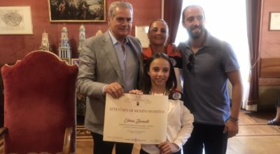 GINNASTICA ARTISTICA, IL SINDACO ARENA CONSEGNA ATTESTATO DI MERITO SPORTIVO ALLA CAMPIONESSA ITALIANA ELENA BONELLI