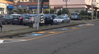 QUATTRO NUOVI STALLI DI SOSTA IN VIA C. CATTANEO RISERVATI AI VEICOLI A SERVIZIO DI PERSONE DIVERSAMENTE ABILI