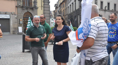 Criticità lavorative carcere Mammagialla, sit-in polizia penitenziaria in piazza del plebiscito. La solidarietà della sindaca Frontini